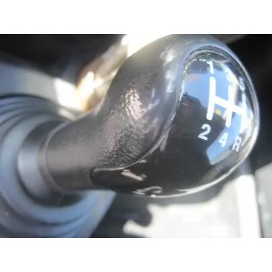 FORD FIESTA (CBK) '2006 AMBIENTE BLANCO