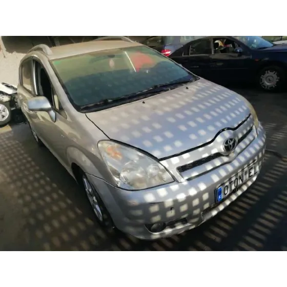 TOYOTA COROLLA VERSO (R1) '2006 2.2 D-4D LUNA GRIS