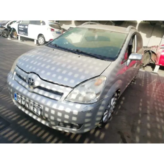 TOYOTA COROLLA VERSO (R1) '2006 2.2 D-4D LUNA GRIS