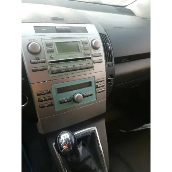 TOYOTA COROLLA VERSO (R1) '2006 2.2 D-4D LUNA GRIS