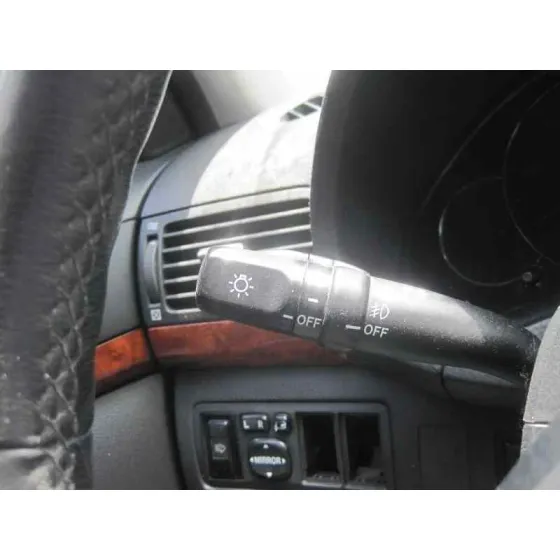 TOYOTA AVENSIS BERLINA (T25) '2005 2.2 D-4D CLEAN POWER EXECUTIVE BERLINA (5-PTAS.) GRIS