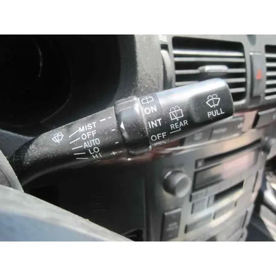 TOYOTA AVENSIS BERLINA (T25) '2005 2.2 D-4D CLEAN POWER EXECUTIVE BERLINA (5-PTAS.) GRIS