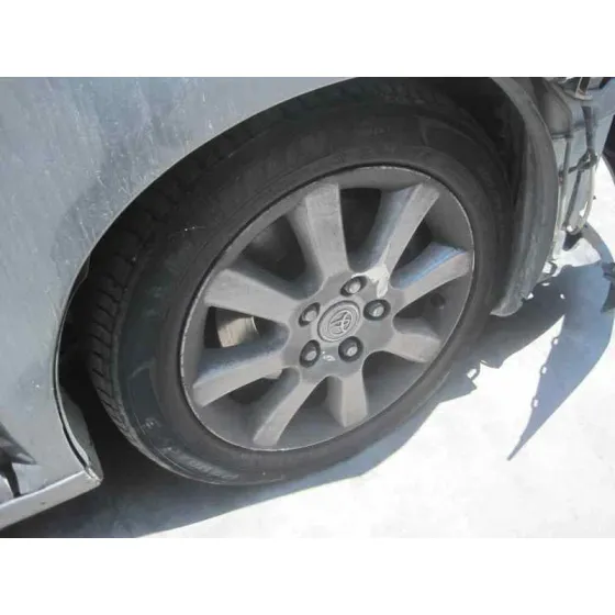 TOYOTA AVENSIS BERLINA (T25) '2005 2.2 D-4D CLEAN POWER EXECUTIVE BERLINA (5-PTAS.) GRIS