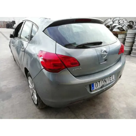 OPEL ASTRA J LIM. '2010 1.6 16V CAT PLATA