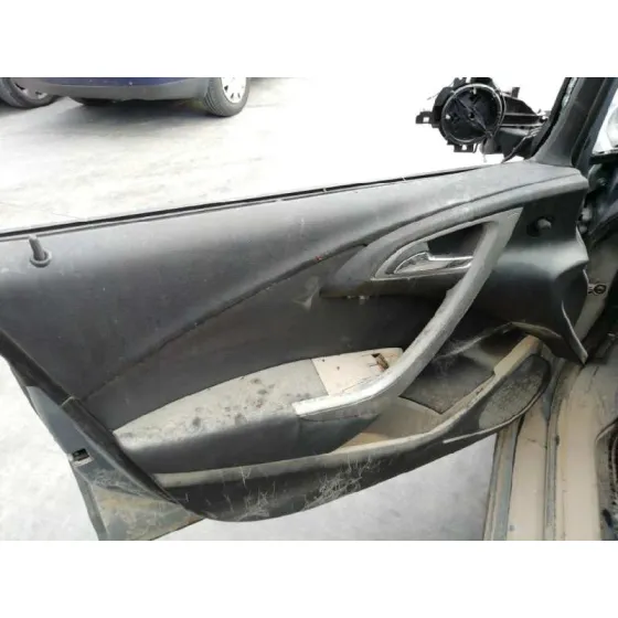 OPEL ASTRA J LIM. '2010 1.6 16V CAT PLATA