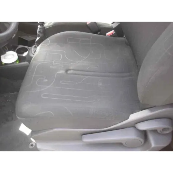 TOYOTA YARIS '2009 1.4 TURBODIESEL CAT PLATA