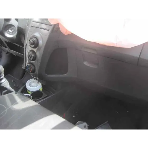 TOYOTA YARIS '2009 1.4 TURBODIESEL CAT PLATA
