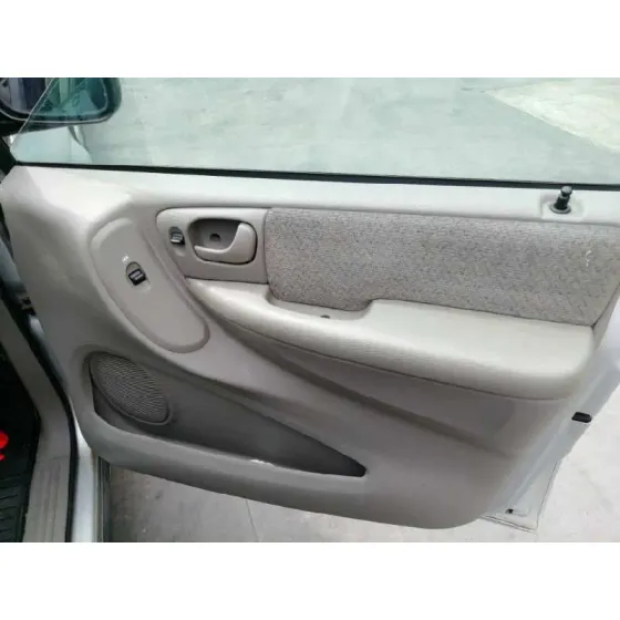 CHRYSLER VOYAGER (RG) '2003 2.4 LX (I) GRIS PLATA