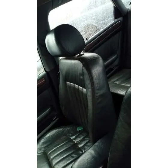 AUDI A6 BERLINA (4B2) '2000 2.5 TDI AZUL/CALCINADO