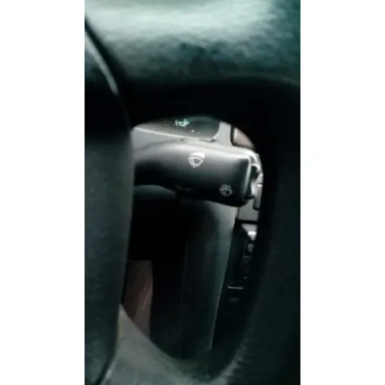 AUDI A6 BERLINA (4B2) '2000 2.5 TDI AZUL/CALCINADO