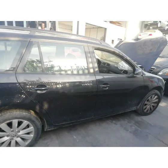 VOLKSWAGEN GOLF VI VARIANT (AJ5) '2012 1.6 TDI DPF NEGRO