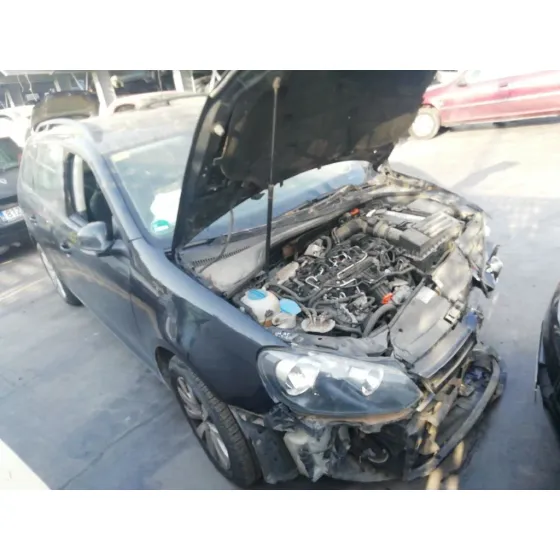 VOLKSWAGEN GOLF VI VARIANT (AJ5) '2012 1.6 TDI DPF NEGRO