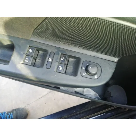 VOLKSWAGEN GOLF VI VARIANT (AJ5) '2012 1.6 TDI DPF NEGRO