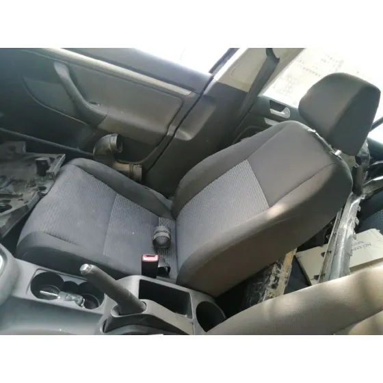 VOLKSWAGEN GOLF VI VARIANT (AJ5) '2012 1.6 TDI DPF NEGRO