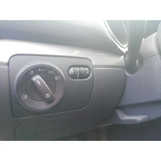 VOLKSWAGEN GOLF VI VARIANT (AJ5) '2012 1.6 TDI DPF NEGRO