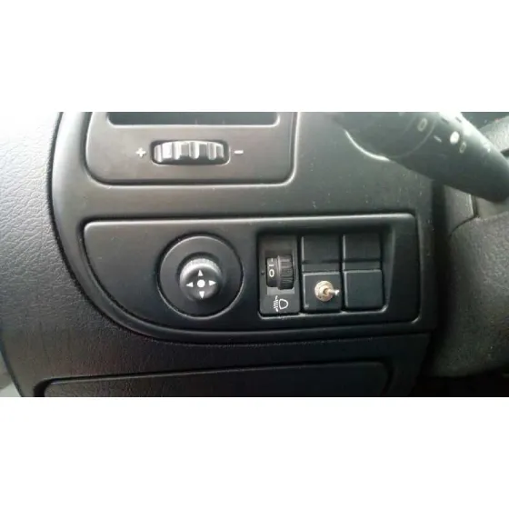 CITROEN XSARA BERLINA '2001 1.6 16V SATISFACTION PLATA