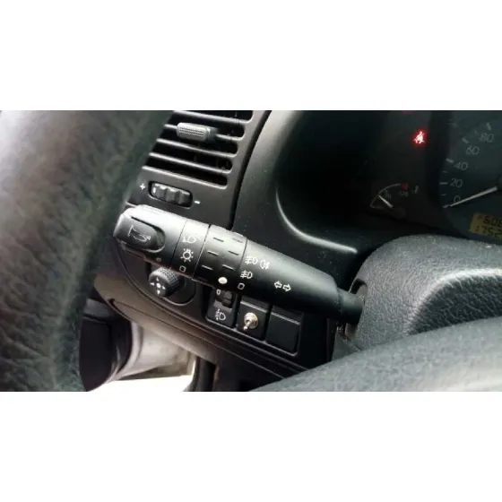 CITROEN XSARA BERLINA '2001 1.6 16V SATISFACTION PLATA