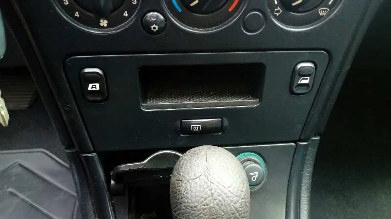 CITROEN XSARA BERLINA '2001 1.6 16V SATISFACTION PLATA