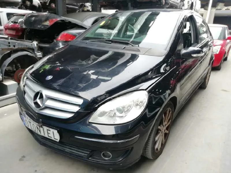 MERCEDES-BENZ CLASE B (W245) MERCEDES CLASE B (W245) '2007 180 CDI (245.207) NEGRO 2005