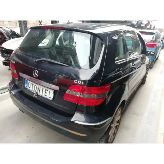 MERCEDES CLASE B (W245) '2007 180 CDI (245.207) NEGRO