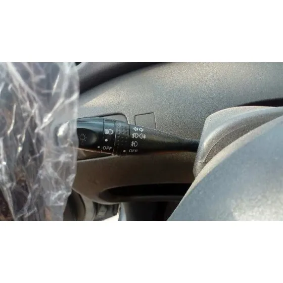 TOYOTA YARIS (NCP1/NLP1/SCP1) '2006 1.4 D-4D EXPO GRIS