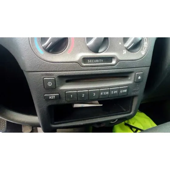 TOYOTA YARIS (NCP1/NLP1/SCP1) '2006 1.4 D-4D EXPO GRIS