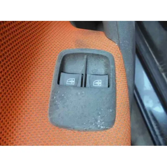 SMART FORFOUR '2014 BASIS (66KW) (453.044) NARANJA/GRIS
