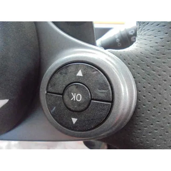 SMART FORFOUR '2014 BASIS (66KW) (453.044) NARANJA/GRIS
