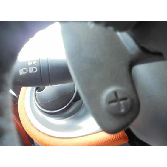 SMART FORFOUR '2014 BASIS (66KW) (453.044) NARANJA/GRIS