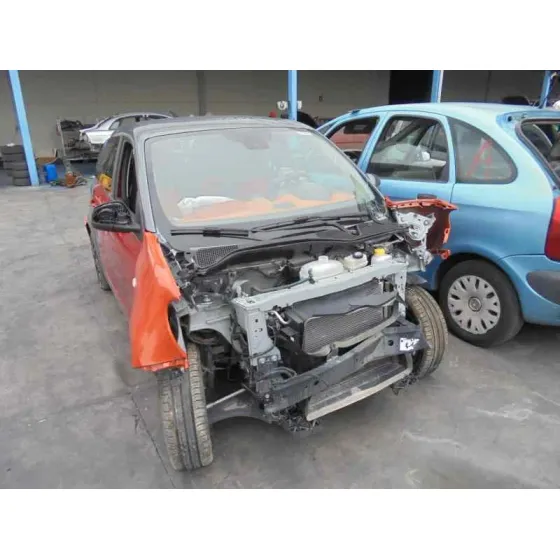 SMART FORFOUR '2014 BASIS (66KW) (453.044) NARANJA/GRIS