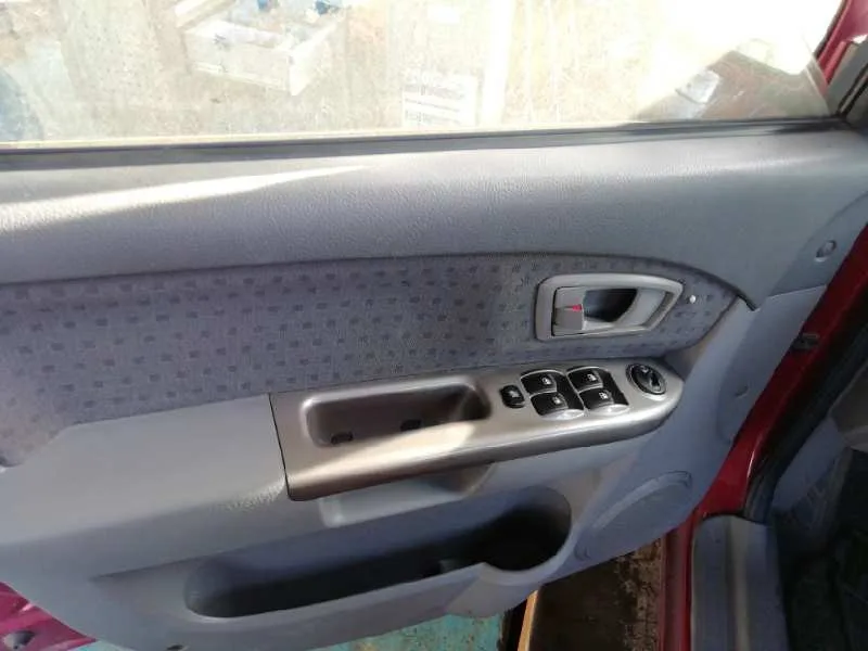KIA CARENS KIA CARENS '2003 2.0 TURBODIESEL CAT ROJO 2002