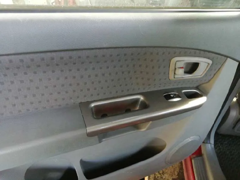 KIA CARENS KIA CARENS '2003 2.0 TURBODIESEL CAT ROJO 2002