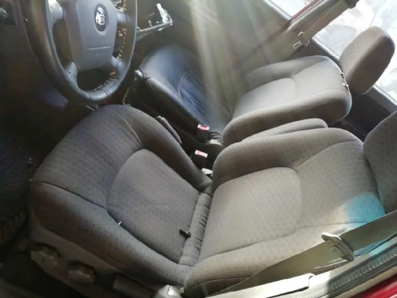 KIA CARENS '2003 2.0 TURBODIESEL CAT ROJO