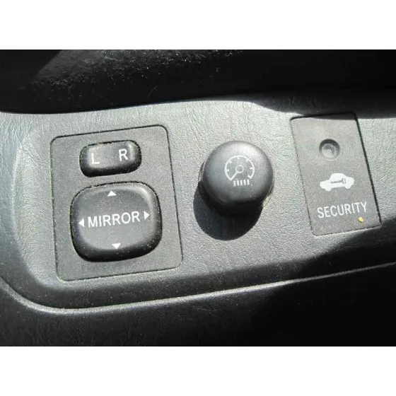 TOYOTA RAV 4 (A2) '2004 2.0 D-4D EXECUTIVE 4X4 (2003->) PLATA