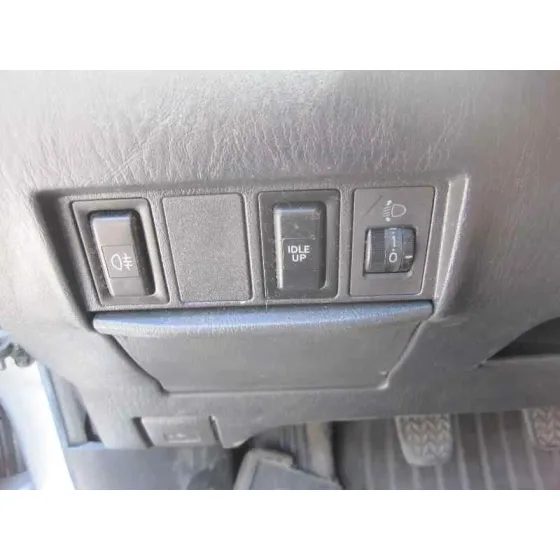 TOYOTA RAV 4 (A2) '2004 2.0 D-4D EXECUTIVE 4X4 (2003->) PLATA
