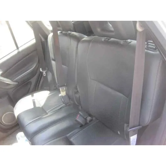 TOYOTA RAV 4 (A2) '2004 2.0 D-4D EXECUTIVE 4X4 (2003->) PLATA