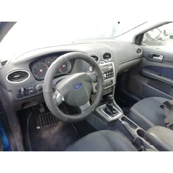 FORD FOCUS BERLINA (CAP) '2005 TREND AZUL