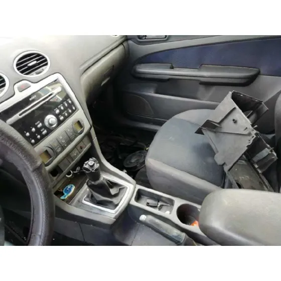 FORD FOCUS BERLINA (CAP) '2005 TREND AZUL