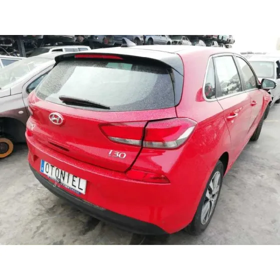 HYUNDAI I30 (PD) '2017 1.4 TGDI CAT ROJO