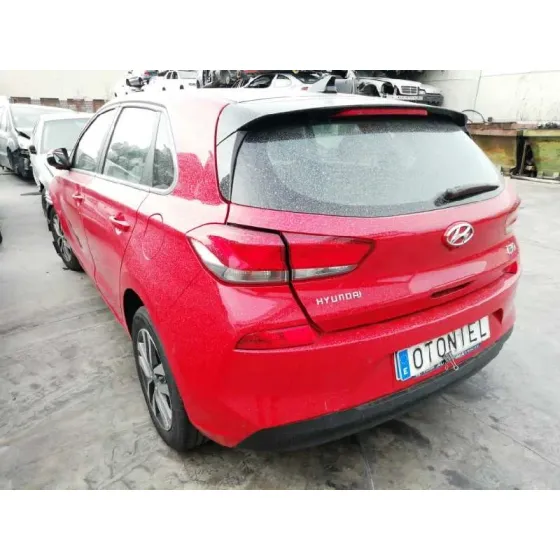 HYUNDAI I30 (PD) '2017 1.4 TGDI CAT ROJO