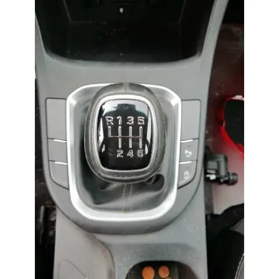 HYUNDAI I30 (PD) '2017 1.4 TGDI CAT ROJO