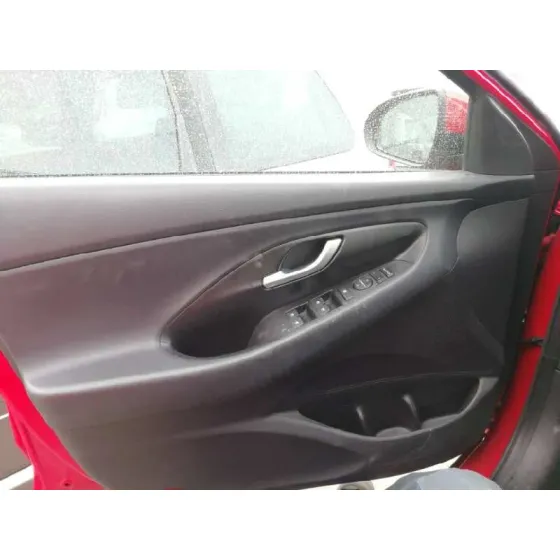 HYUNDAI I30 (PD) '2017 1.4 TGDI CAT ROJO