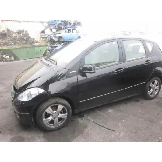 MERCEDES CLASE A (W169) '2011 A 180 CDI (169.007) NEGRO