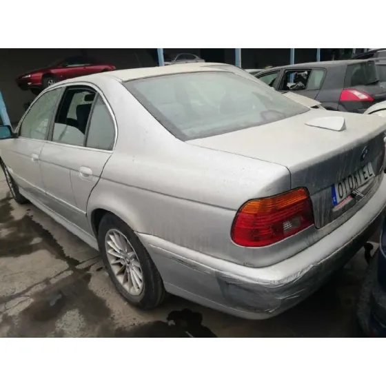 BMW SERIE 5 BERLINA (E39) '2001 530I GRISº