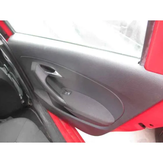 VOLKSWAGEN POLO (6R1) '2009 ADVANCE ROJO