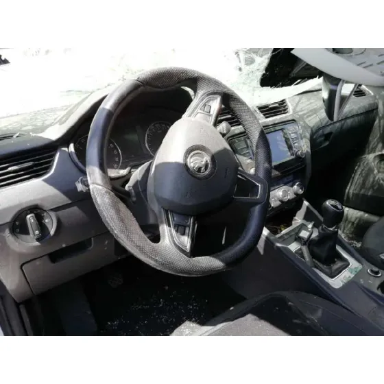 SKODA OCTAVIA LIM. (5E3) '2017 AMBITION PLATA