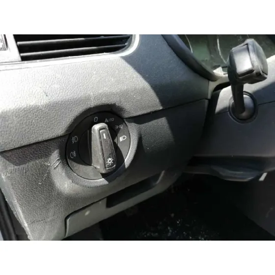 SKODA OCTAVIA LIM. (5E3) '2017 AMBITION PLATA