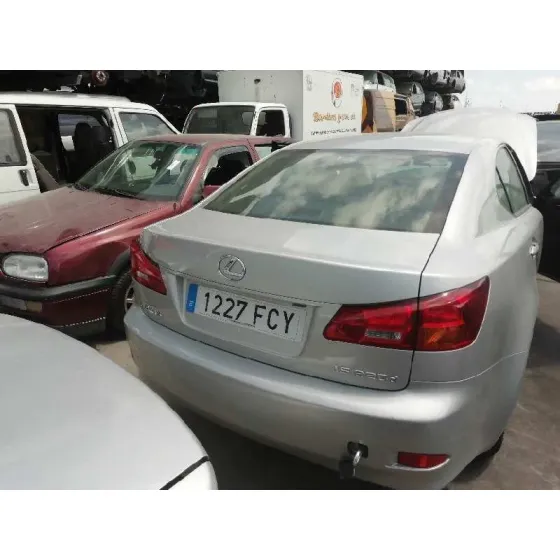 LEXUS IS200 (DS2/IS2) '2006 2.2 D-CAT GRIS PLATA