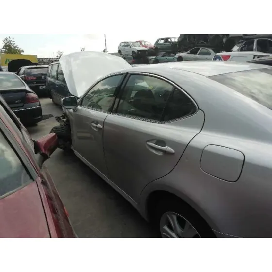 LEXUS IS200 (DS2/IS2) '2006 2.2 D-CAT GRIS PLATA
