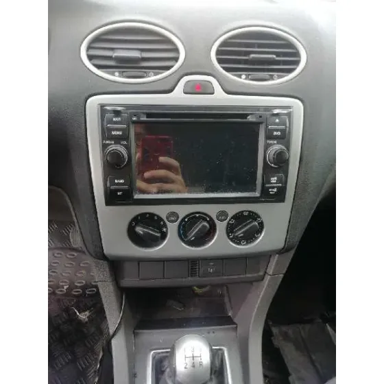 FORD FOCUS BERLINA (CAP) '2004 1.6 TDCI CAT GRIS